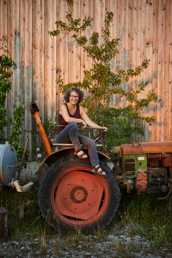 Portrait eines selbstständigen Landwirts für nachhaltige Agrarmarketing-Kampagne